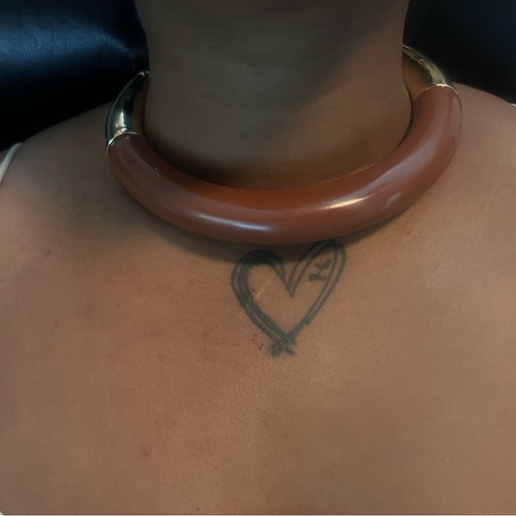 Brown and GOLD Chocker - Picture 2 of 4